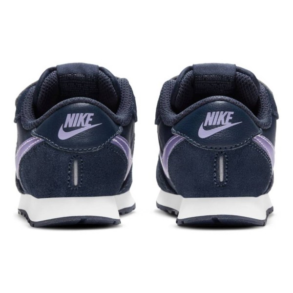 Nike MD valiant