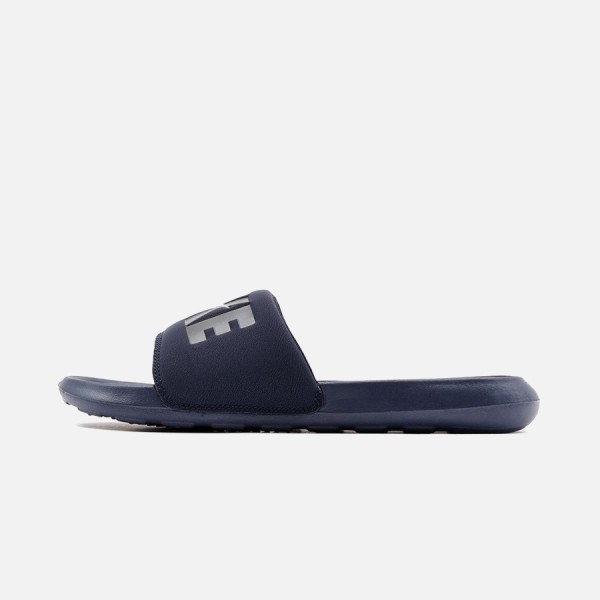 Nike Claquettes Victori One Slide