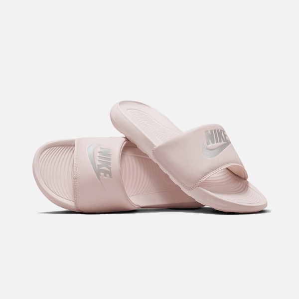Nike Claquettes Victori One Slide