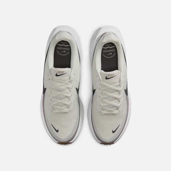 Nike Chaussures Revolution 8